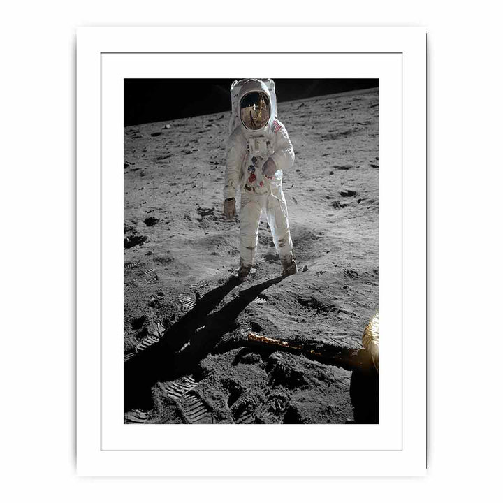 Astronaut  Walk   on Moon